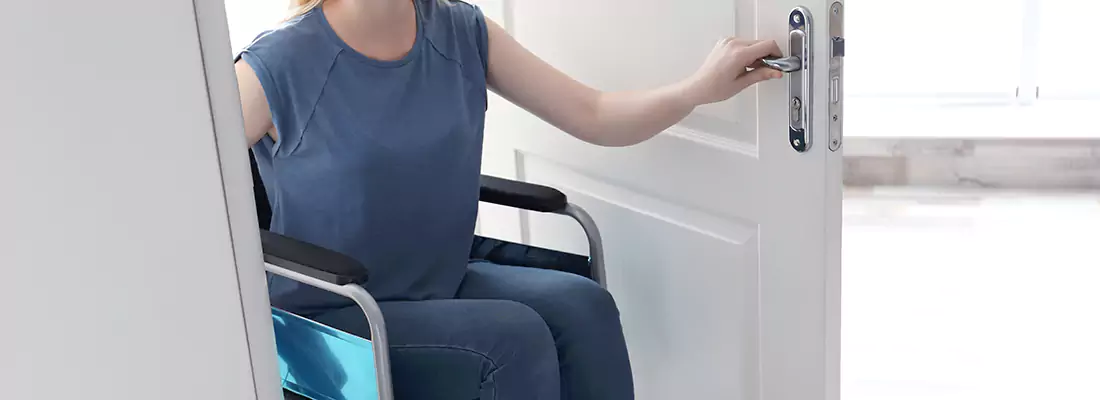 Commercial Handicap Door Opener in Parc-Champlain, QC