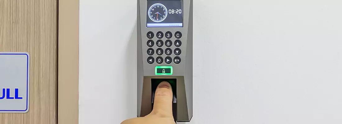 Custom Fingerprint Access System Services for Homes and Businesses in Saint-Redempteur