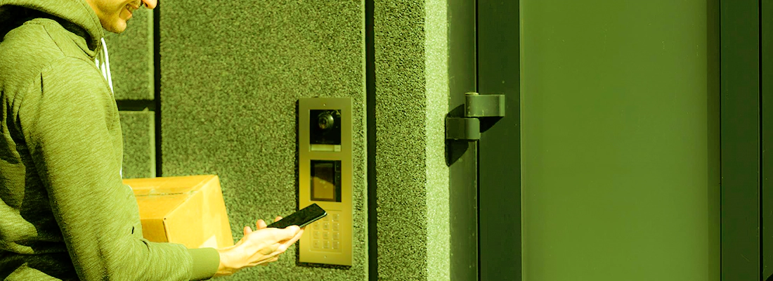 Keyless Entry Systems for Storefronts in Domaine-Lorette, QC