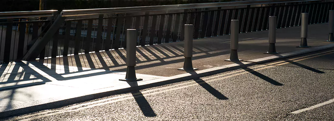 Retractable Driveway Post Repair Services in Templeton, QC